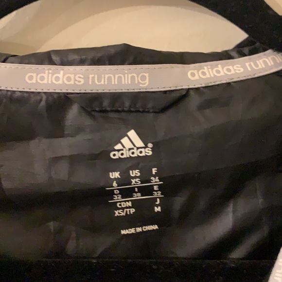 Adidas black wind breaker jacket. Size XS - Picture 3 of 3